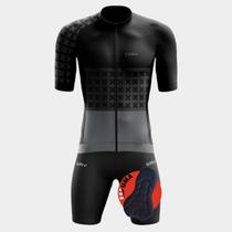Conjunto Ciclismo Masculino Camisa Premium Manga Curta e Bermuda Espuma Bolsos Laterais Camiseta Manga Curta Bolsos Traseiros Ziper Total Proteção Uv