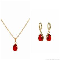 Conjunto Colar + Brinco Pedra Cristal Vermelho Folheado Ouro 18k Antialérgico