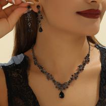 Conjunto Colar Brincos Cristal Preto Banhado Ouro