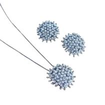 Conjunto Colar e Brinco com Pingente Esfera de Pedras e Pérolas Prateado ou Dourado Conjunto Colar e Brinco com Pingente Esfera de Pedras e Pérolas Prateado ou Dourado