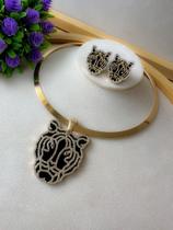 Conjunto Colar e Brinco dourado e Prata Aro Pantera