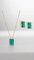 Conjunto Colar e Brinco Pedra Verde Folheado Ouro 18k Conjunto Colar e Brinco Pedra Verde Folheado Ouro 18k
