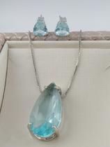 Conjunto Colar e Brinco Pingente Gota Longa Verde Acqua Banhado em Ródio branco