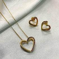 Conjunto Colar e Brincos coração zircônia colorida banhado a Ouro 18k