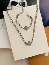Conjunto colar e pulseira Semi Joia Verniz Italiano Prata trevo com zircônia Virginia Conjunto colar e pulseira Semi Joia Verniz Italiano Prata trevo com zircônia Virginia
