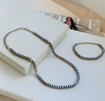 Conjunto Colar e Pulseira Veneziana quadrada a prata Semi Joia Verniz Italiano Conjunto Colar e Pulseira Veneziana quadrada a prata Semi Joia Verniz Italiano