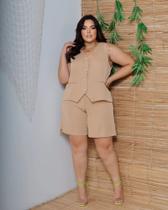 Conjunto colete e short alfaiataria risca de giz tamanho 44