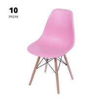 Conjunto com 10 Cadeiras Eames PP Rosa base em Madeira