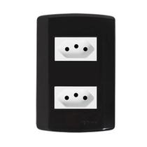 Conjunto com 2 Tomadas 2P+T 20A 250V, Modular, com Placa 4x2 e Suporte Branco Pluzie
