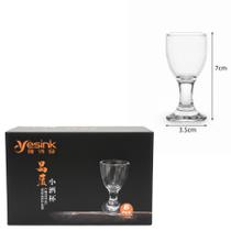 Conjunto com 6 Mini Taças de Vidro Transparente 10ml Lembrancinha Decorativa 7cm Conjunto com 6 Mini Taças de Vidro Transparente 10ml Lembrancinha Decorativa 7cm
