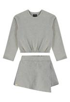 Conjunto com Blusa e Short-Saia Guloseima Conjunto com Blusa e Short-Saia Guloseima