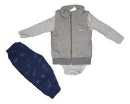 Conjunto com colete, body e calça Conjunto com colete, body e calça