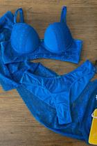 Conjunto com detalhe em renda com base 30mm