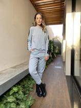 Conjunto Comfy Moletom Cinza Fabi Conjunto Comfy Moletom Cinza Fabi
