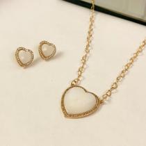Conjunto Coração Madre Pérola e Zircônia Conjunto Coração Madre Pérola e Zircônia