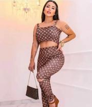 Conjunto cropped e calça