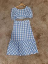 Conjunto Cropped e saia mid