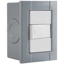 Conjunto De 1 Interruptor Simples Tramontina Liz Branco 10 A 250 V Com Acabamento Brilhante Conjunto De 1 Interruptor Simples Tramontina Liz Branco 10 A 250 V Com Acabamento Brilhante