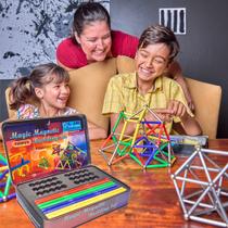 Conjunto de 156 peças de brinquedo magnético de construção CMS MAGNETICS com caixa de lata Conjunto de 156 peças de brinquedo magnético de construção CMS MAGNETICS com caixa de lata