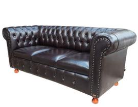 Conjunto de 2 Sofás Chesterfield Luiz XV 2,00M Corano Café sala de estar/recepção/ barbearia