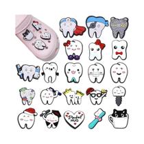 Conjunto De 21 Peças De Charms De PVC Com Padrão De Dente Para Crocs, Bolsas Bogg, Sandálias Bubble,