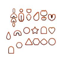 Conjunto De 24 Cortadores De Argila Para Brincos DIY, Moldes De Corte De Plástico Polimérico Feitos Conjunto De 24 Cortadores De Argila Para Brincos DIY, Moldes De Corte De Plástico Polimérico Feitos