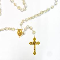 Conjunto de 3 Terços rosas religioso Nossa Senhora Aparecida detalhes em dourado leve
