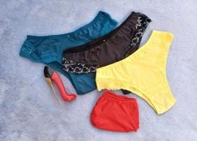 conjunto de 4 calcinhas M