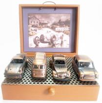 Conjunto de 4 Miniaturas de veículos de época em metal com Porsche - Captain Ship
