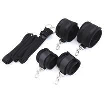Conjunto de 4 tiras de couro para tornozelo e pulso, preto, com forro peludo Conjunto de 4 tiras de couro para tornozelo e pulso, preto, com forro peludo