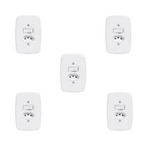 Conjunto de 5 Interruptores de 1 Tecla Simples e Tomada 2p+t 20a , com Placa 4x2