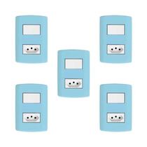 Conjunto de 5 Interruptores de 1 Tecla Simples e Tomada 2P+T 20A , Modular, com Placa 4x2 e Suporte Azul/Branco Pluzie Conjunto de 5 Interruptores de 1 Tecla Simples e Tomada 2P+T 20A , Modular, com Placa 4x2 e Suporte Azul/Branco Pluzie