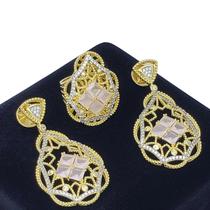 Conjunto De Anel E Brinco Cristal De Quartzo Rosa Cravejado Banho De Ouro 3479 3480 Conjunto De Anel E Brinco Cristal De Quartzo Rosa Cravejado Banho De Ouro 3479 3480