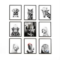 Conjunto de arte de parede TWNSLLA Funny Bathroom Preto Branco 20x25cmx9