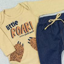 Conjunto de bebê body e calça little roar bege