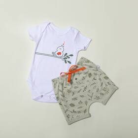 Conjunto de Bebê com Body Manga Curta e Shorts Saruel - Nido Mini Conjunto de Bebê com Body Manga Curta e Shorts Saruel - Nido Mini