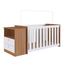 Conjunto de Berço com Colchão (130x60cm) e Cômoda Aconchego 2 GV Branco e Nogal