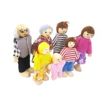 Conjunto de bonecas familiares para 7 pessoas em madeira e tecido 1:12 em miniatura