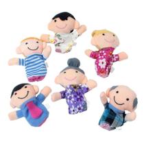 Conjunto de bonecos de pelúcia fofos e felizes em estilo familiar Conjunto de bonecos de pelúcia fofos e felizes em estilo familiar
