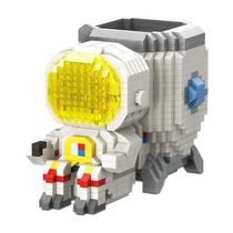 Conjunto de brinquedos de blocos de construção SIOYTOER Micro Bricks Astronaut