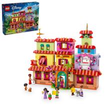 Conjunto de brinquedos de construção LEGO Disney Encanto The Magical Madrigal House Toy com bonecas para crianças de 7 anos ou mais