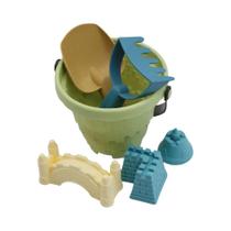 Conjunto De Brinquedos De Praia Para Crianças Com 6 Peças: Balde, Pá, Rastelo E Moldes Para Castelos