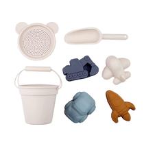 Conjunto de brinquedos de praia Sunature de 7 peças com balde de silicone para crianças