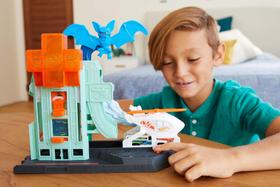 Conjunto de Brinquedos Hot Wheels Creature Attack Bat Hospital - GJK90