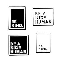 Conjunto de broches Be Kind Motivational Quote Lapel Pins pretos x4