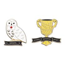 Conjunto de broches de coruja de desenho animado com letra e esmalte de troféu Conjunto de broches de coruja de desenho animado com letra e esmalte de troféu