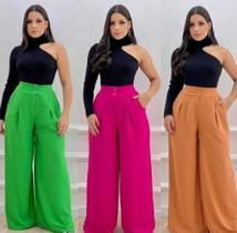 Conjunto de calça com blusa