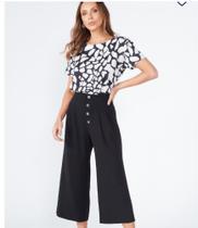 Conjunto de calça e blusa