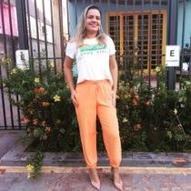 Conjunto de calça e blusa