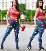 Conjunto de calça e top azul e vermelho estrelado mulher maravilha tamanho p